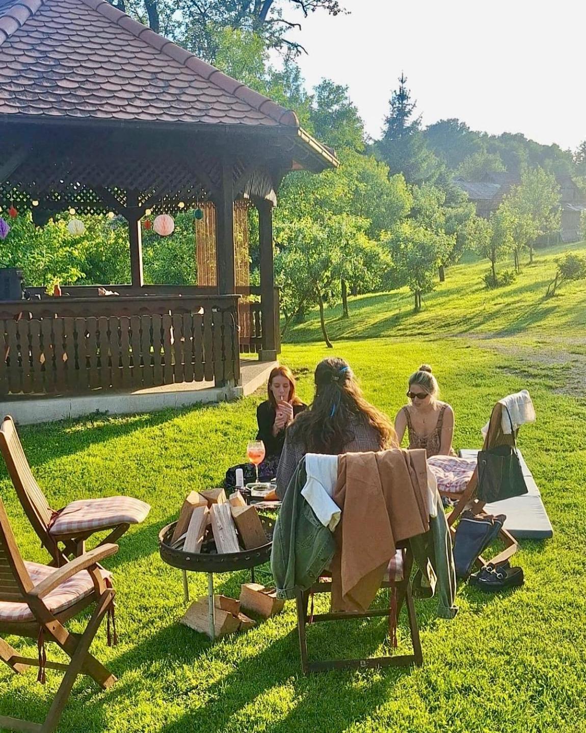 Country House Novosel Duga Resa Ngoại thất bức ảnh